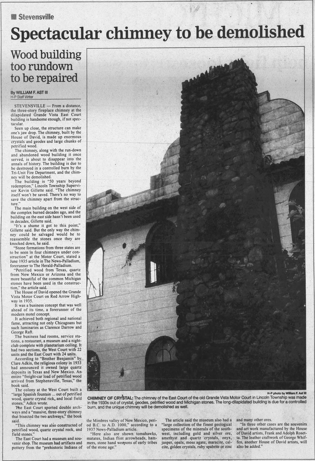 Grande Vista Resort - July 9 2000 Article On Chimney Demo (newer photo)